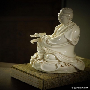 德化白瓷，名家庄少卿、黄明玉老师壬寅年作品赏析，持经观音